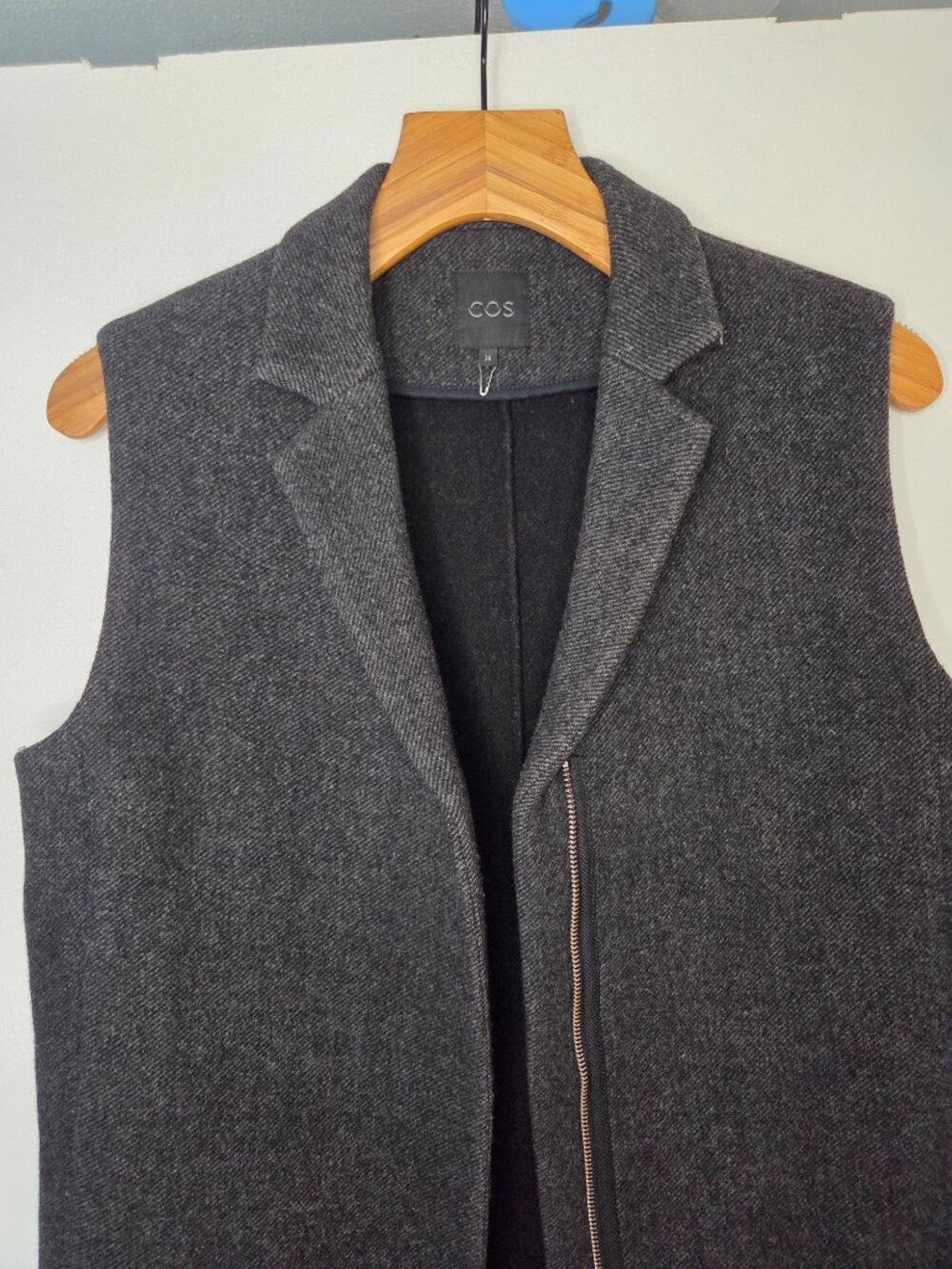 COS Wool and Cashmere Jacket - Picture 4 of 10